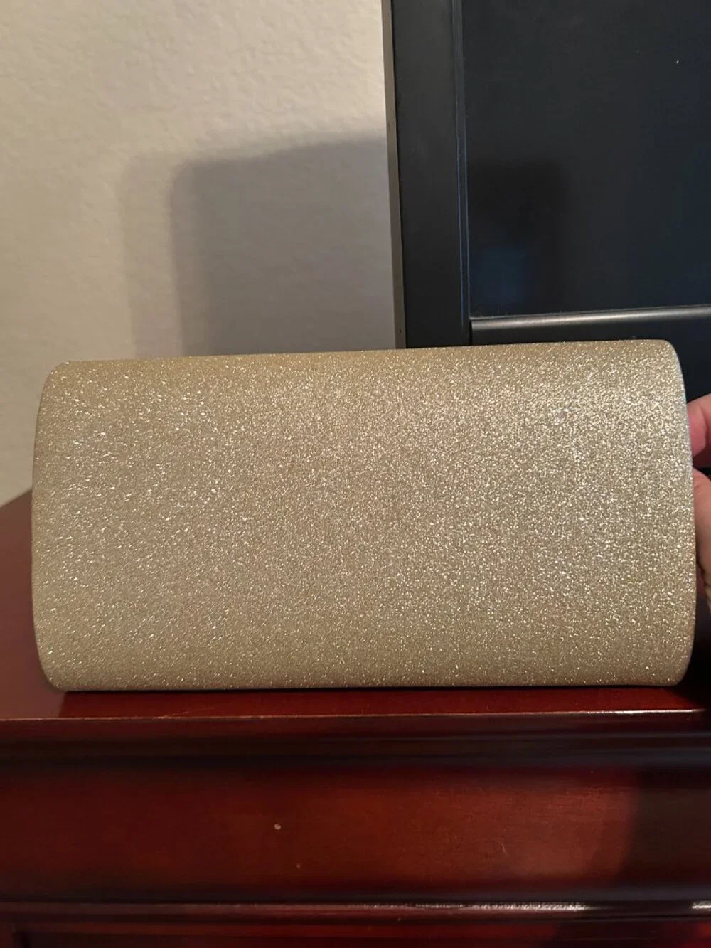 Unbranded Chain Shoulder/Clutch - Gold Sparkle - 9